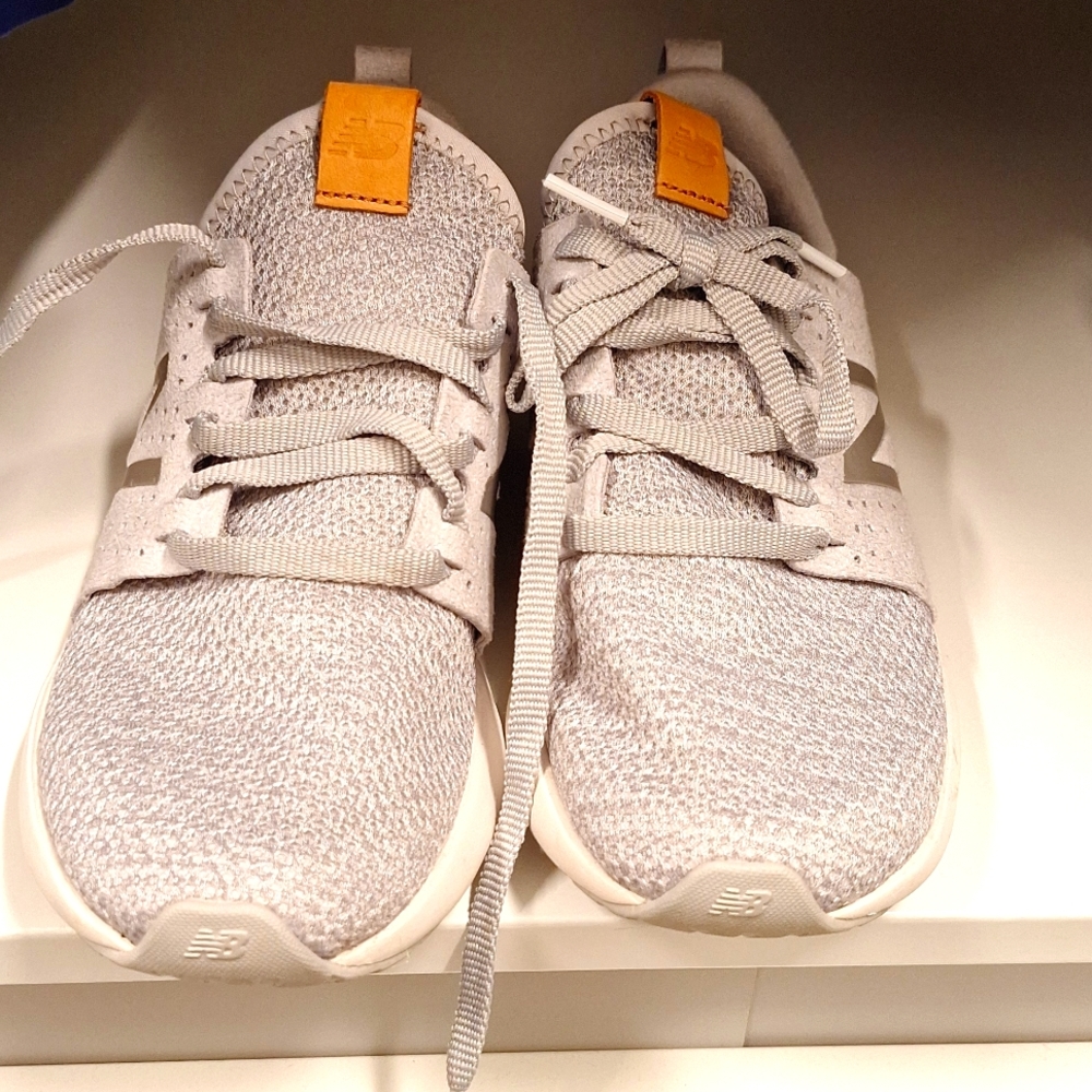 New balance shoes